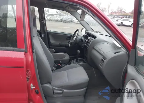 2003 Chevrolet Tracker Hard Top Base from USA, damaged, VIN 2CNBJ13C736938103